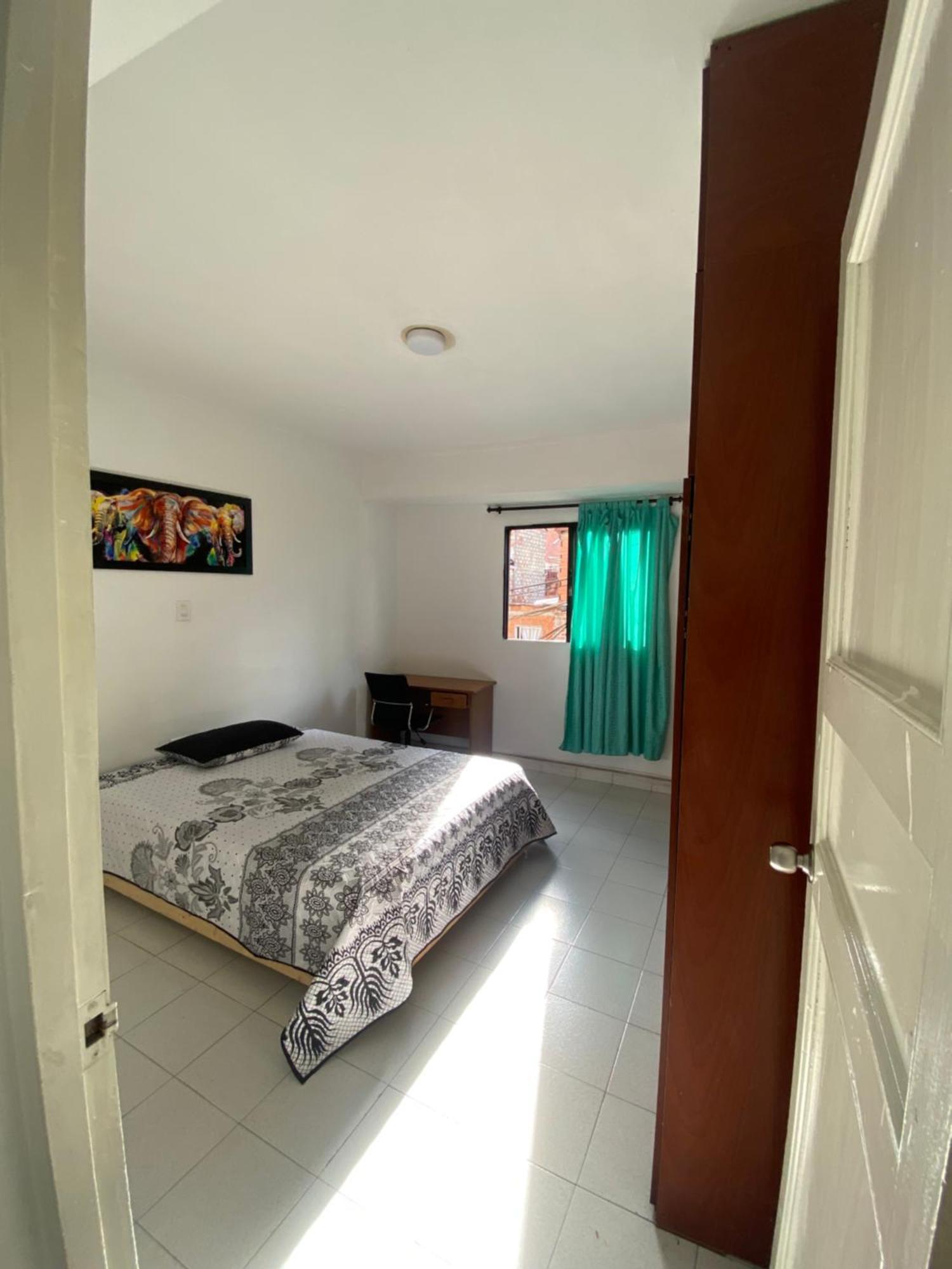 Hostel Kumho Home Medellin Exterior photo